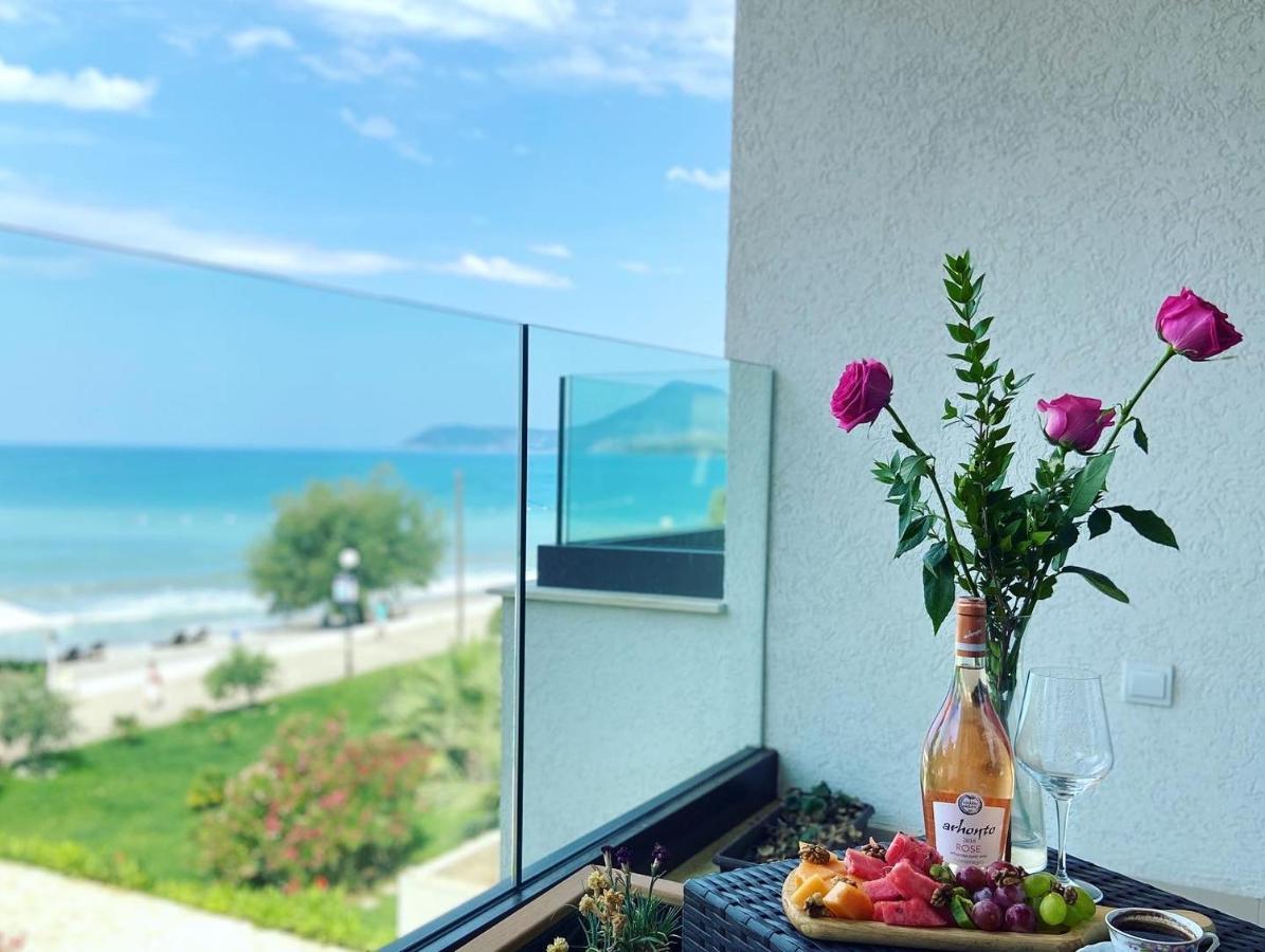Apartments Kuce Lekovica Beach & Snack Bar- Bistro Eksteriør billede