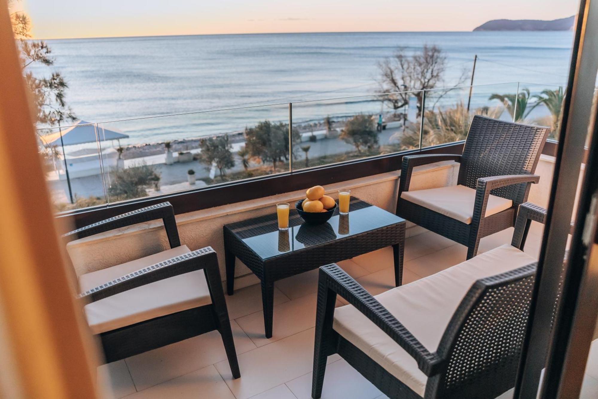 Apartments Kuce Lekovica Beach & Snack Bar- Bistro Værelse billede