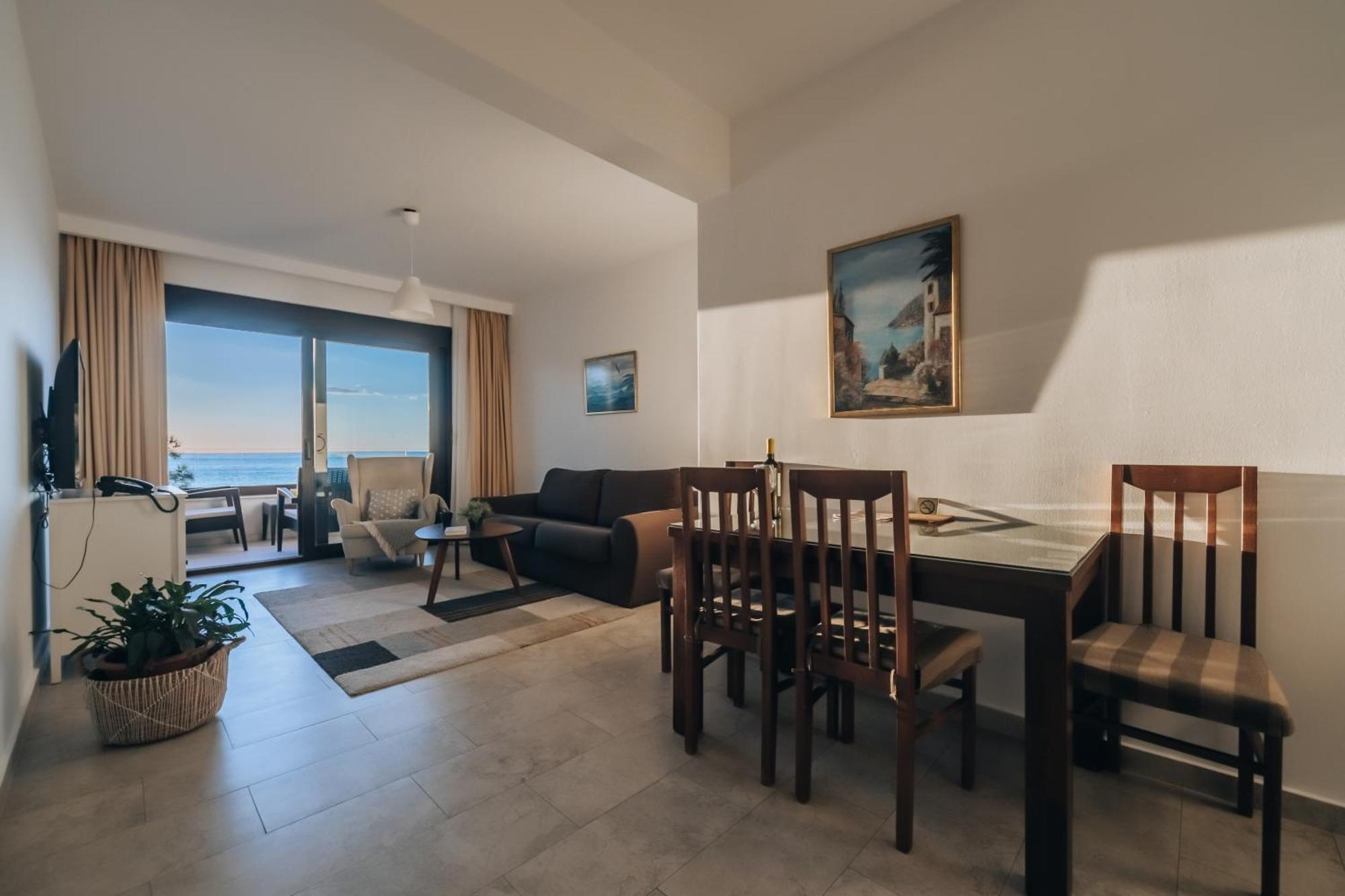 Apartments Kuce Lekovica Beach & Snack Bar- Bistro Værelse billede