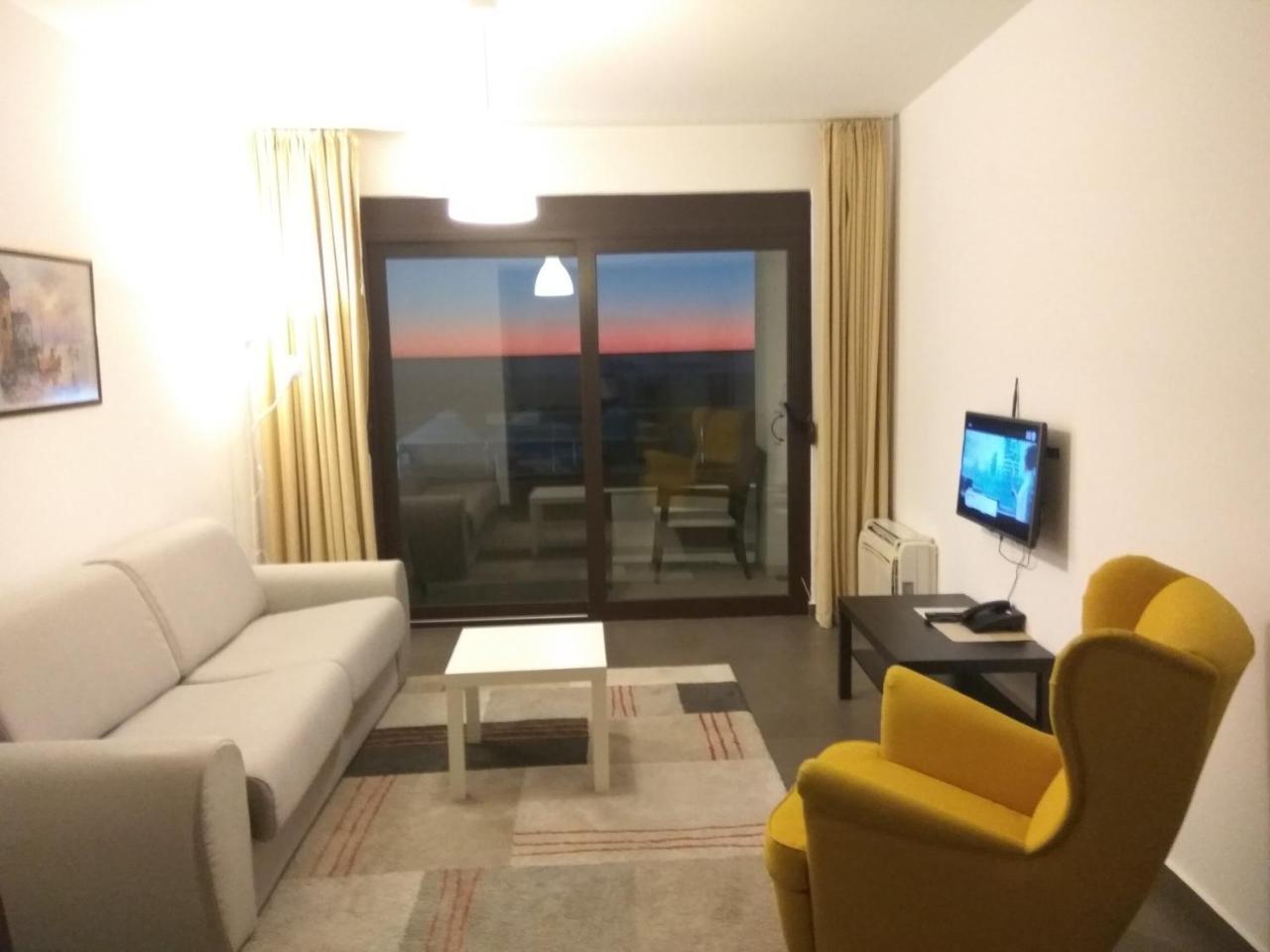 Apartments Kuce Lekovica Beach & Snack Bar- Bistro Eksteriør billede